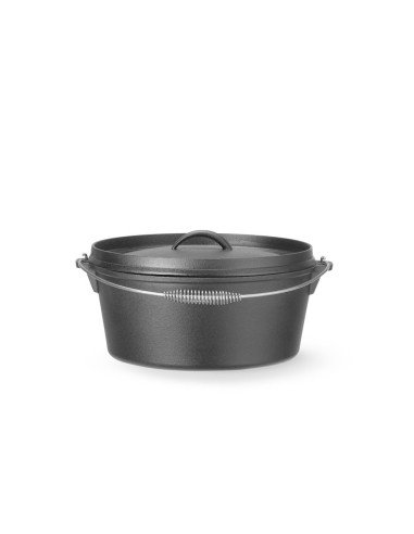 Cast iron pot