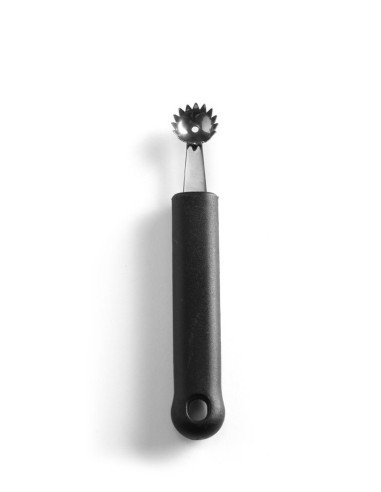 Melon scoop serrated