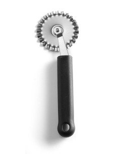 Dough cutter serrated